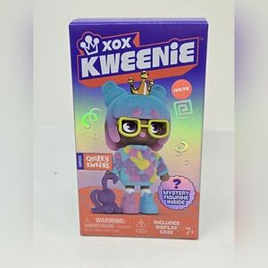 XOX Kweenie Quirky Kweens Mystery Box Figuire